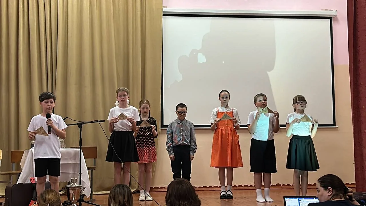 Районный фестиваль  «РАДУГА»